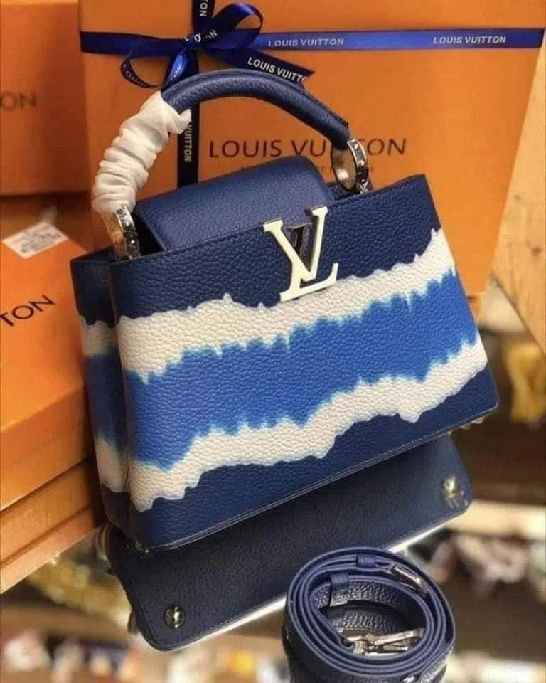 5A21A864-59D4-4821-B8C9-A168AF4D22FA.webp Fashion Hand Bags pallets(Mixed Brands of Louis Vuitton, Chanel, Prada, Hermes, Celine, Balenciaga, Dior, Fendi, Saint Laurent.) - Image 1