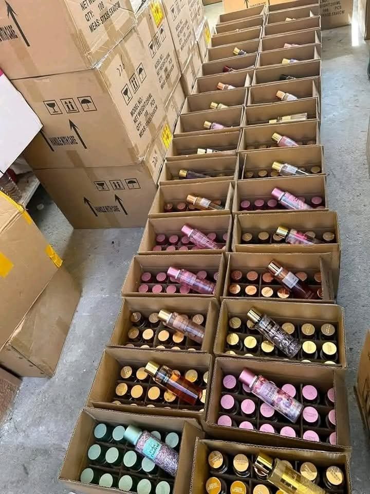 WhatsApp-Image-2024-12-19-at-03.16.24.jpeg Cosmetic Liquidation Pallet - Image 1