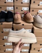Ugg Shoes Pallet(60 pairs) - Image 3